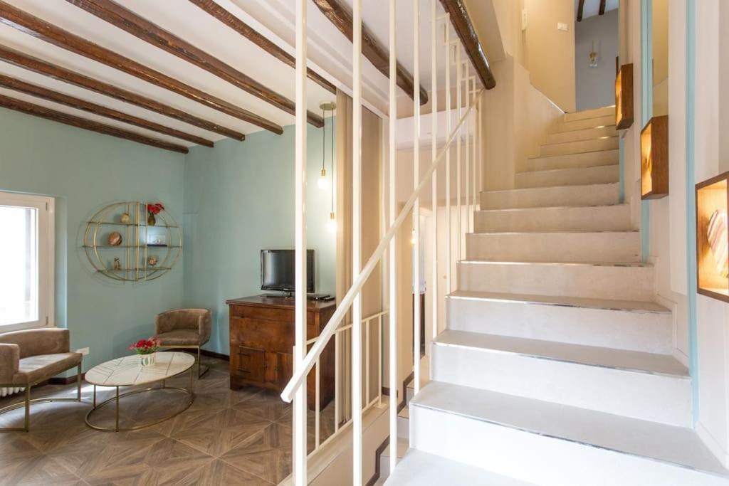 شقة Frangipane 31 Monti Terrace روما المظهر الخارجي الصورة