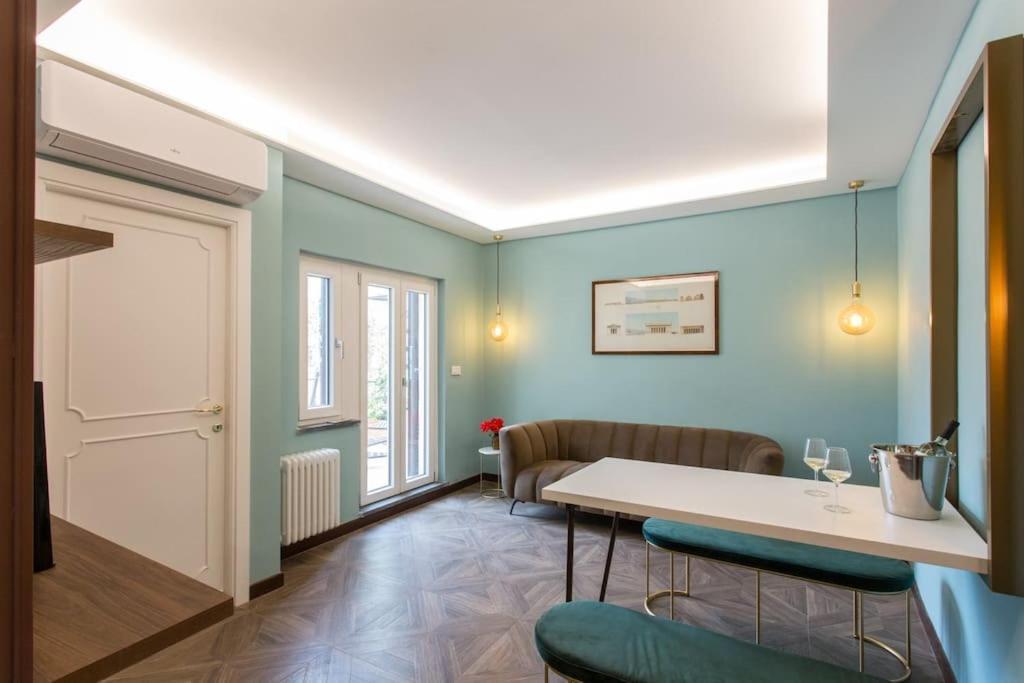 شقة Frangipane 31 Monti Terrace روما المظهر الخارجي الصورة